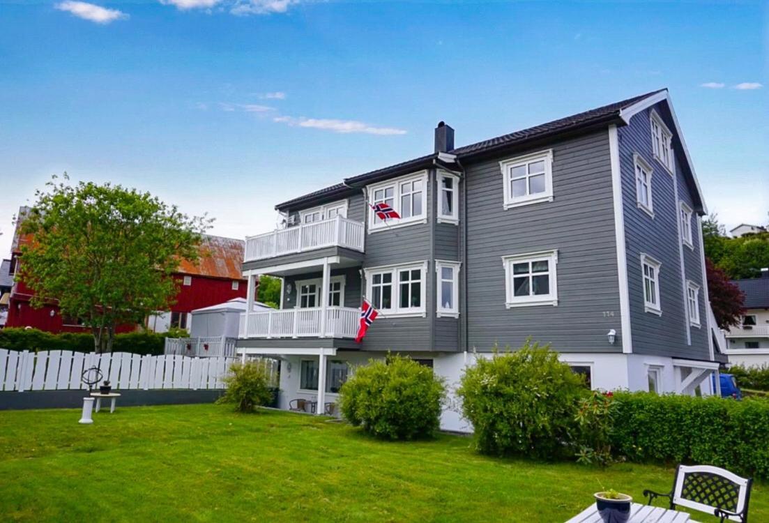 Ola Bua Near The Atlantic Road Apartment Lyngstad Exterior photo